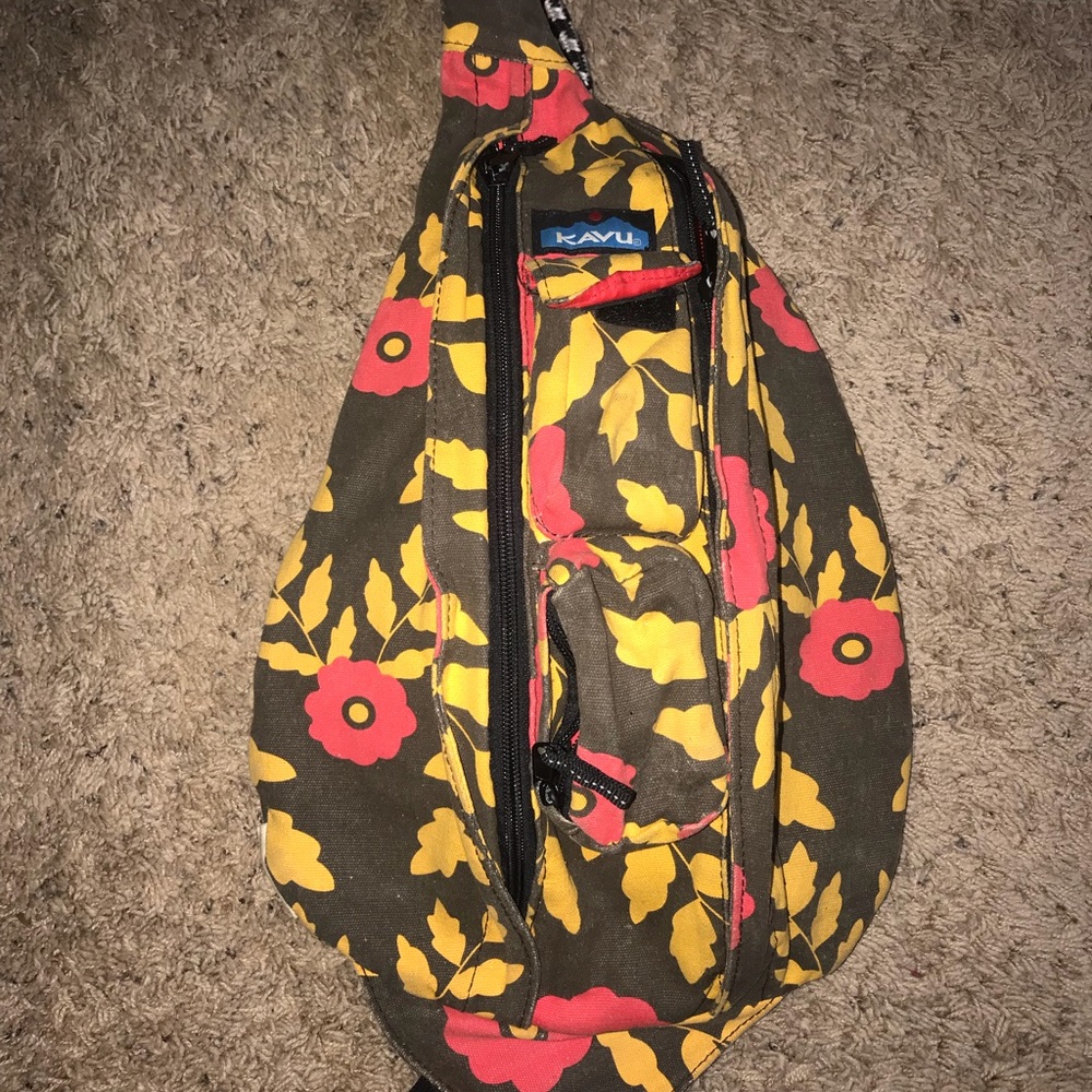 Kavu Cross body rope bag